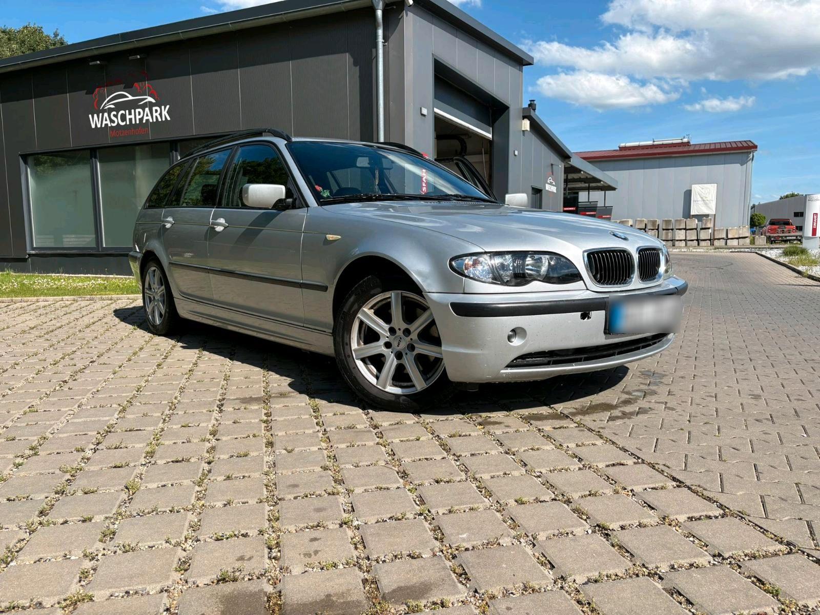 BMW 320