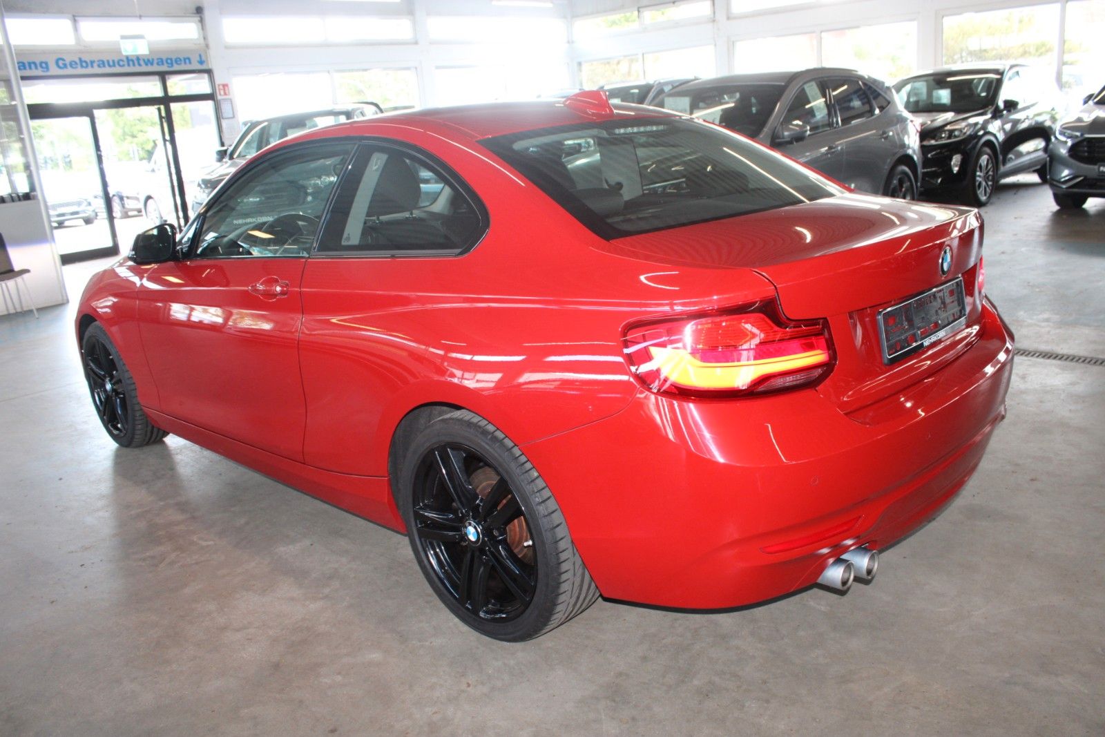 Fahrzeugabbildung BMW 220d xDrive Steptronic Coupé Advantage AHK uvm.