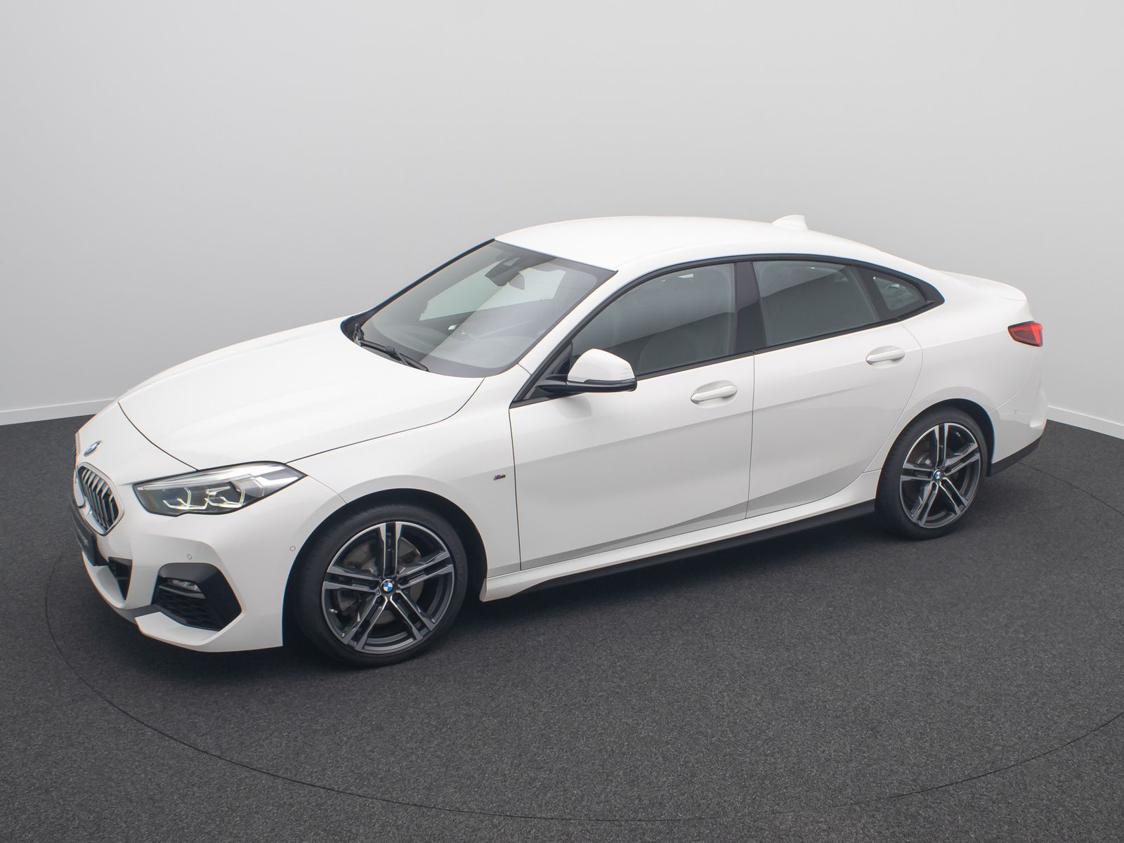Fahrzeugabbildung BMW 220d Gran Coup&eacute; M Sport HUD H/K DAB Komfort 18Zl