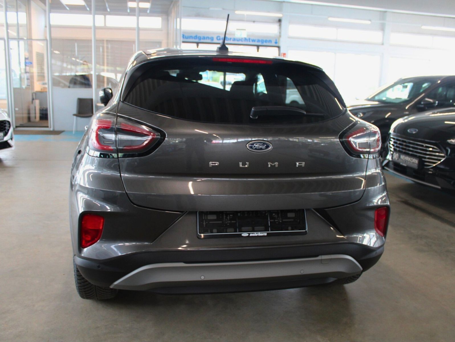Fahrzeugabbildung Ford Puma Titanium Automatik NAVI LED ACC WinterPak