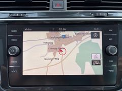 Fahrzeugabbildung Volkswagen Tiguan Highline 2.0 TDI 4MOTION PANO*360°*NAVI!!