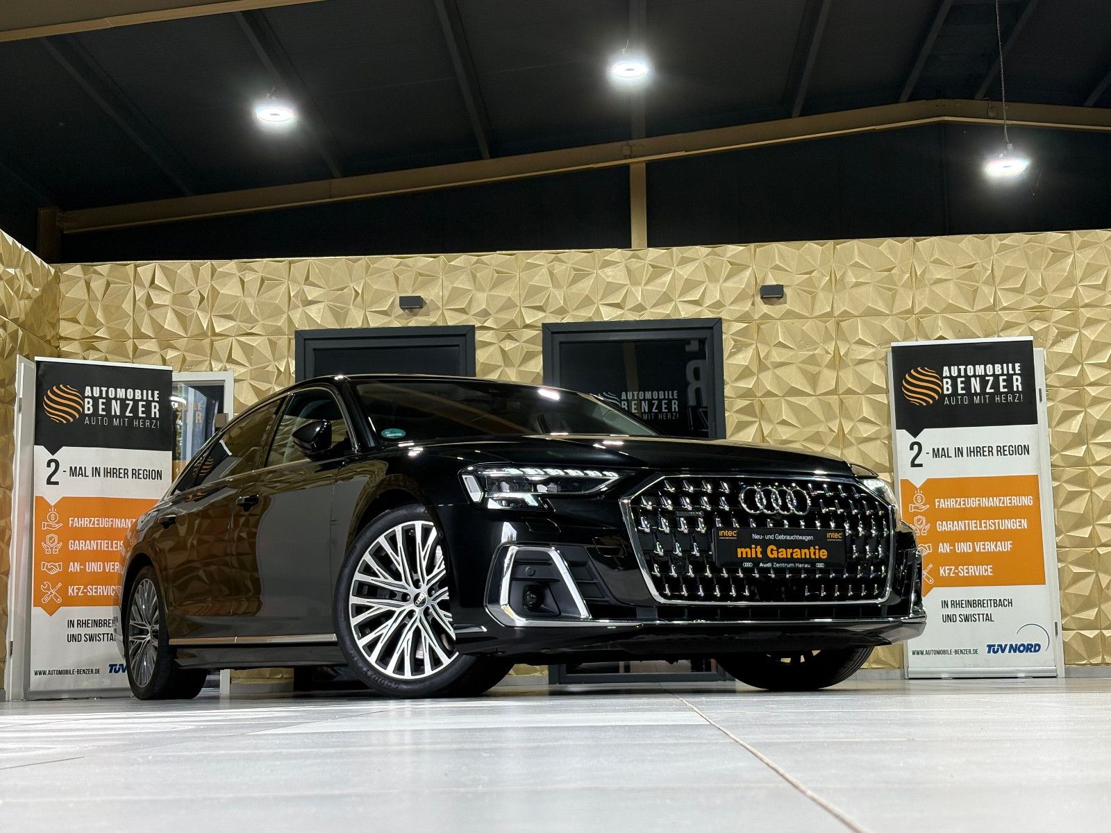 Fahrzeugabbildung Audi A8 60 TFSI e L quattro/Chauffeur-Paket/Fond-TV/