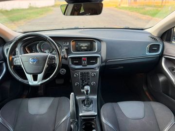 Volvo V40 - 11