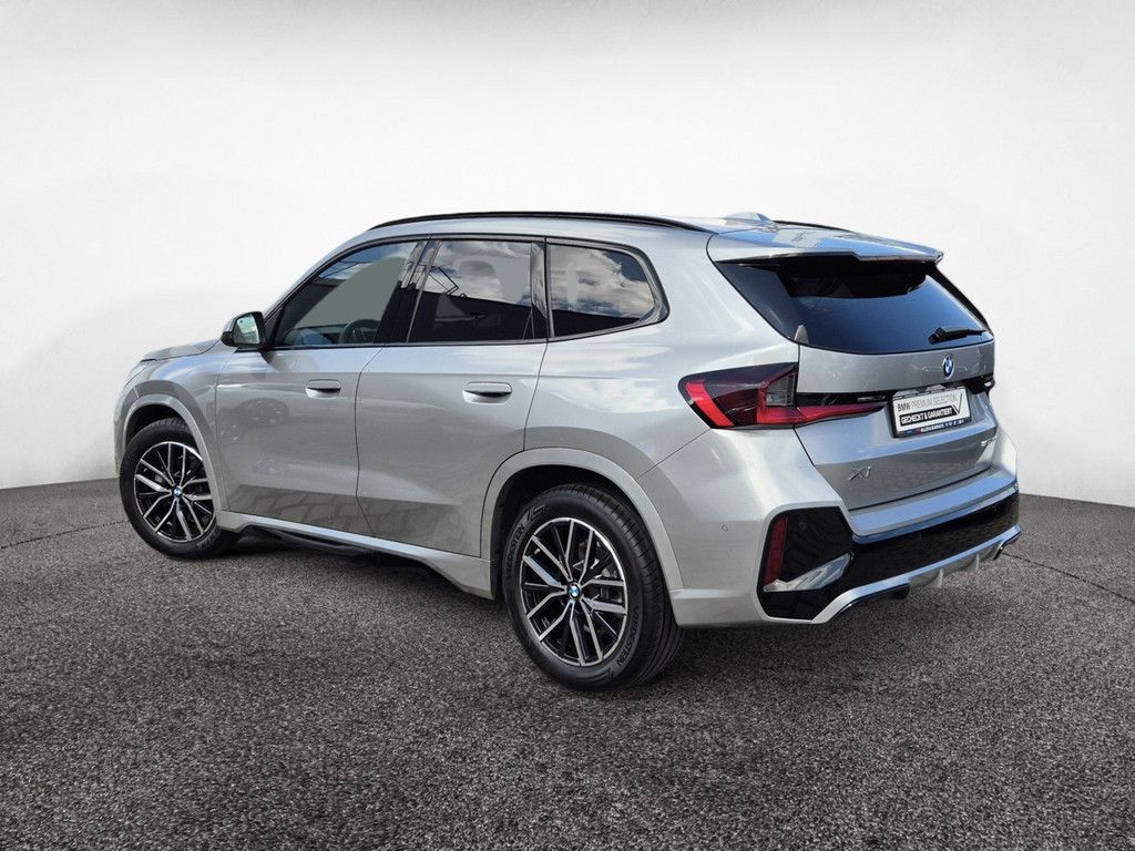 BMW X1 sDrive 18i M-Sport NAVI KAM LED SHZG foto 5