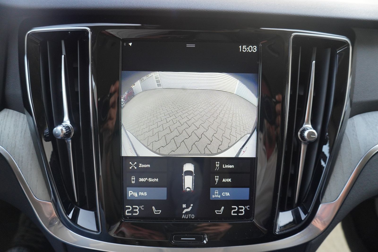 Volvo V60 Kombi T6 Inscription AWD LED ACC Navi Leder foto 21