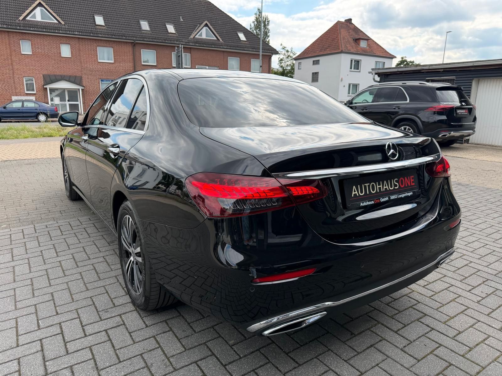 Mercedes-Benz E 220d Avantgarde 360°KAMERA/KEYLESSGO/BURMESTER foto 13