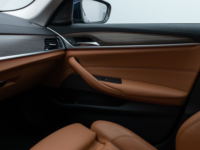 Foto Nummer 33: BMW 520d