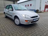 Ford Focus 1.6 - Ford aus 2001