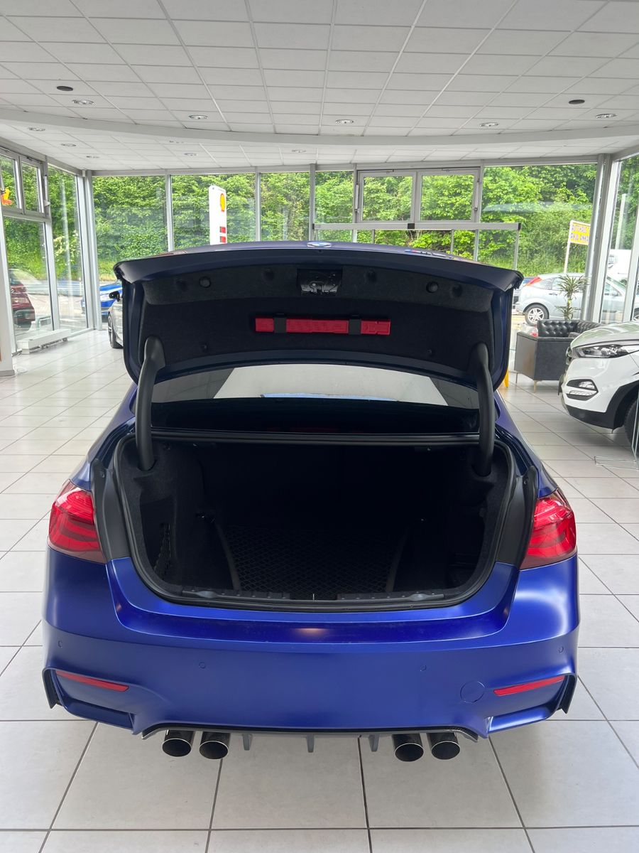 Fahrzeugabbildung BMW M3 CS F80 1 of 1200*Deutsch.Fzg*FROZEN DARK BLUE