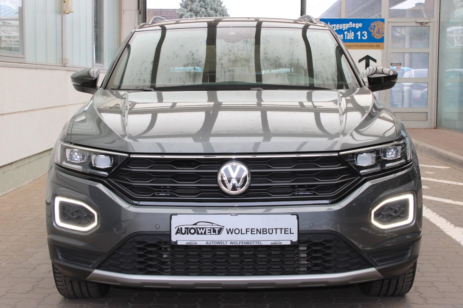 Volkswagen T-Roc Sport /Black