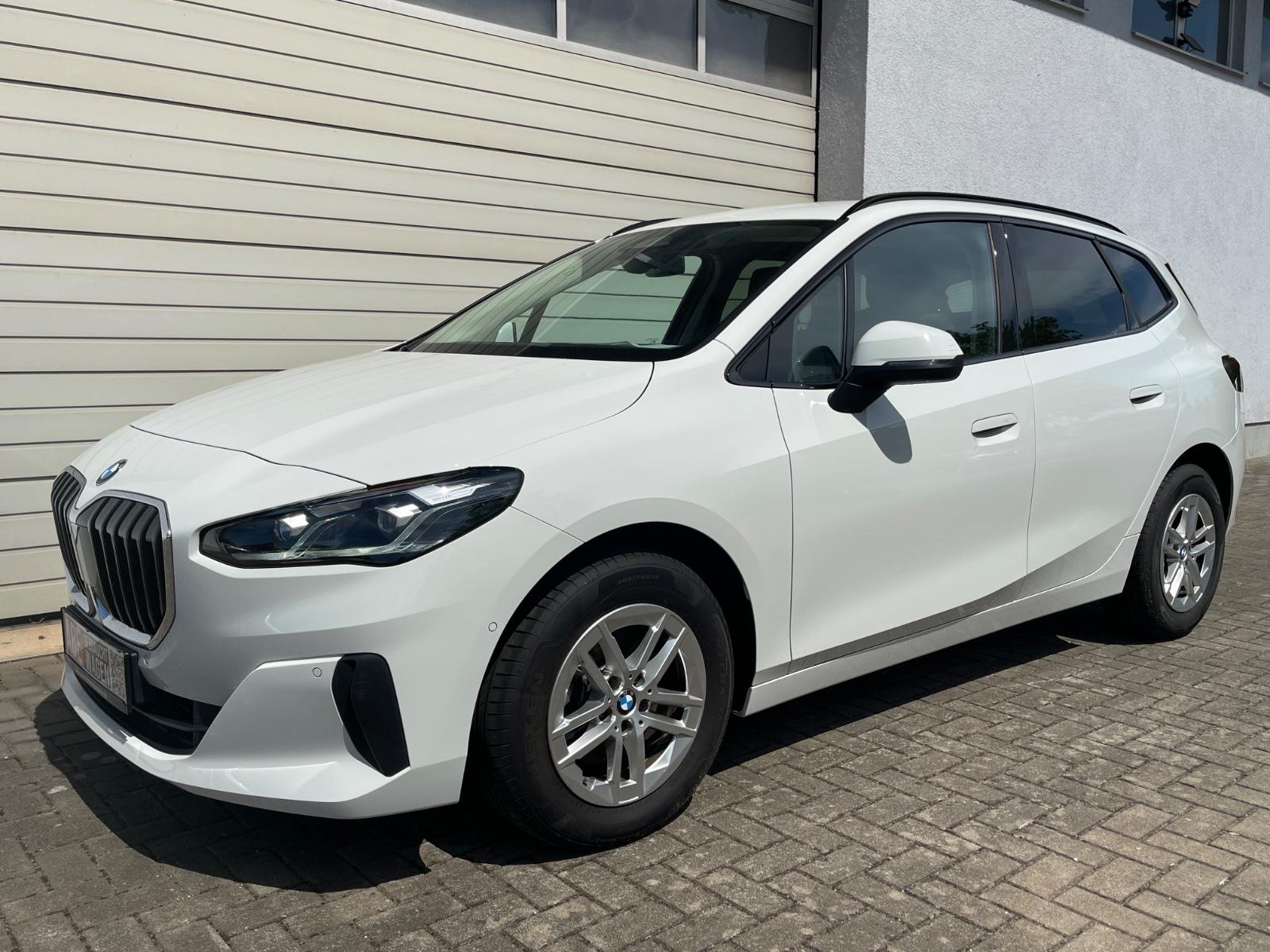 BMW 218 Active Tourer U06 A-LED Kamera PDC Shadow