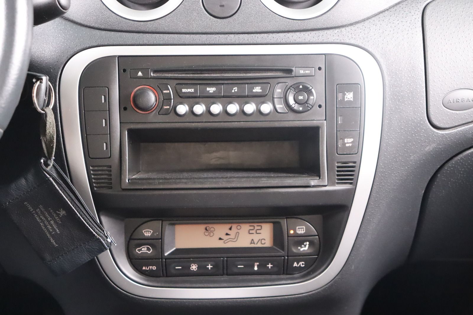 Fahrzeugabbildung Citroën C3 Pluriel 1.6 16V * Leder * Tempomat