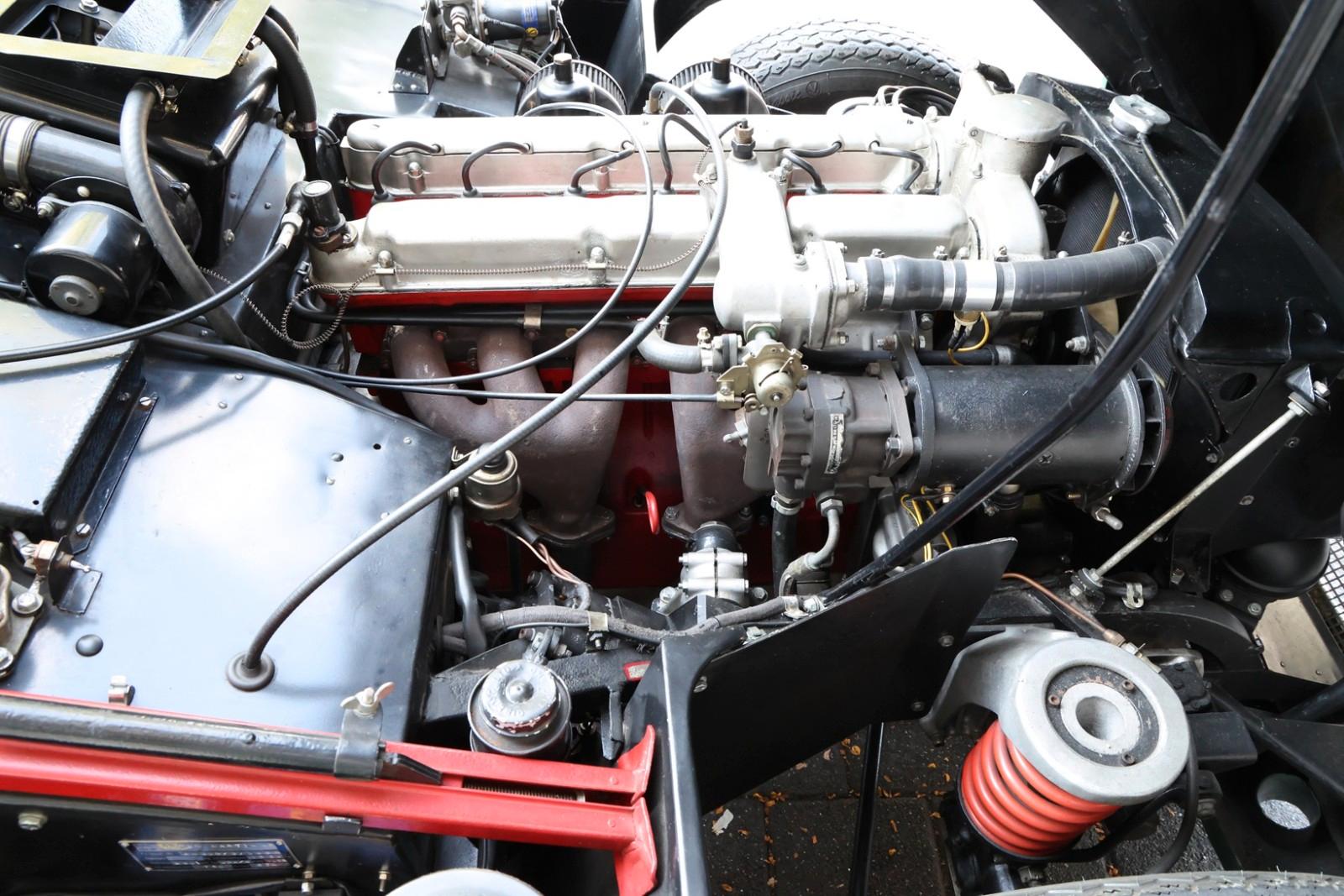 Aston Martin DB 2/4 Mark III, komplett restauriert
