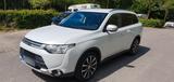 Mitsubishi Outlander 2.2 DI-D ClearTec 4WD AT Diamant E... - Mitsubishi Outlander in Kiel