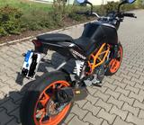 KTM Duke 390 ABS - MOTORRAD VON 251 BIS 500 CCM