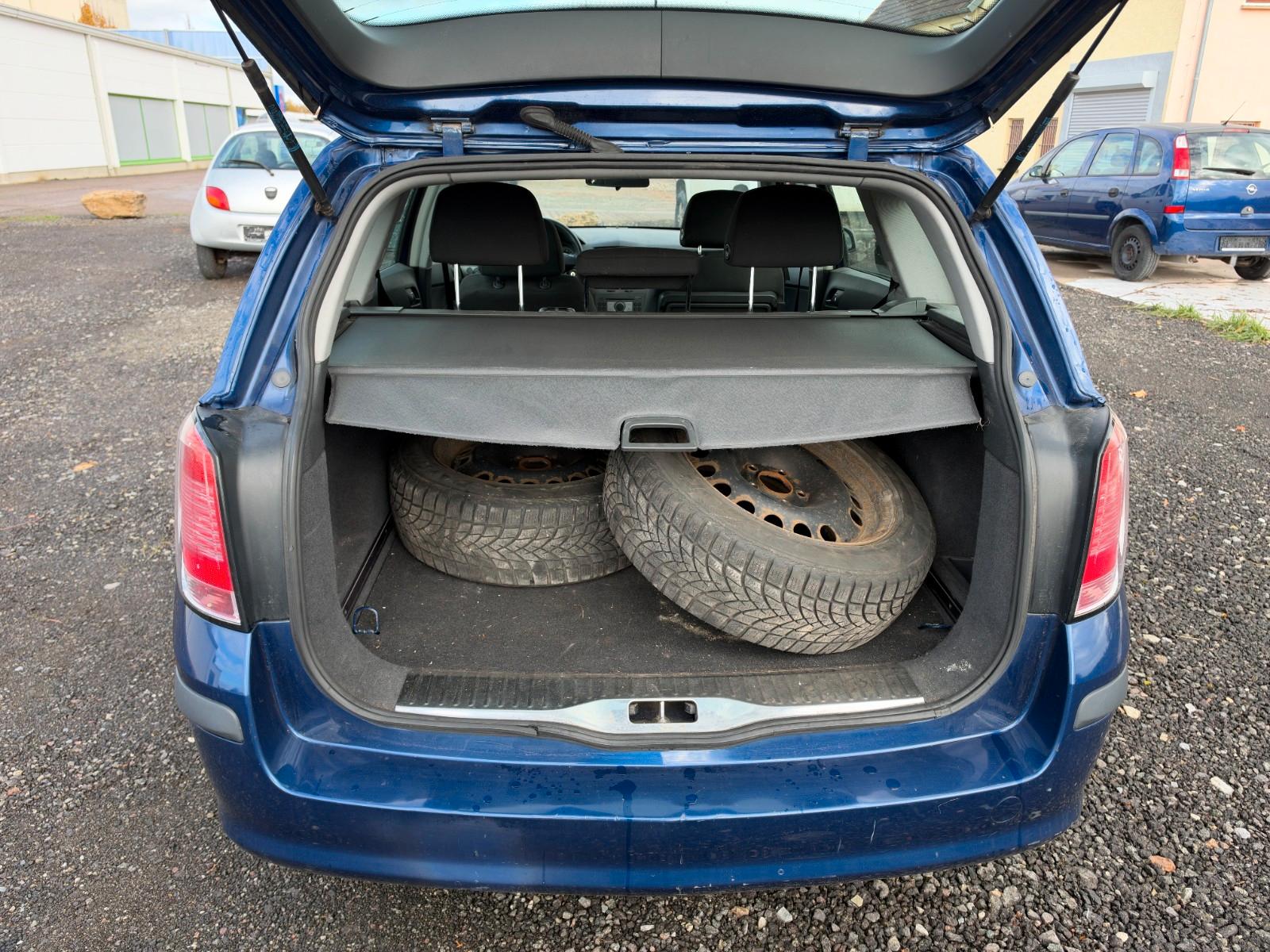 Opel Astra 2004 — photo 9