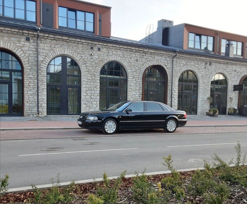 Audi A8