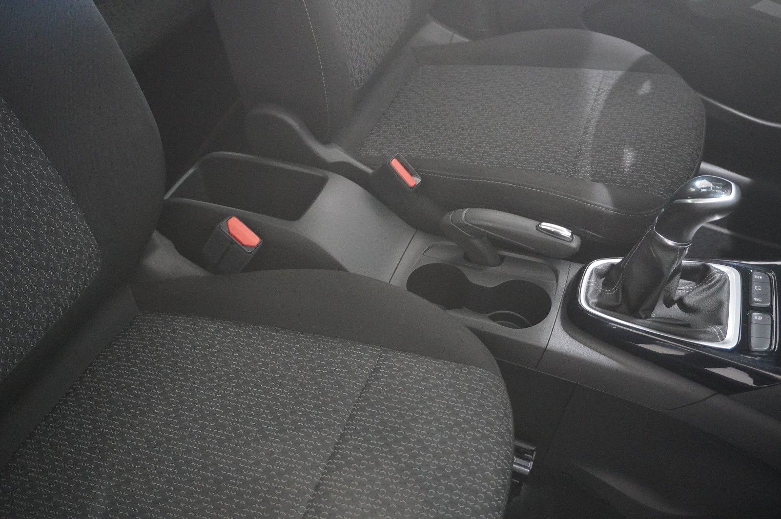 Fahrzeugabbildung Opel Crossland (X) 1.2 EDITION NAVI/LED/KAMERA/DAB+