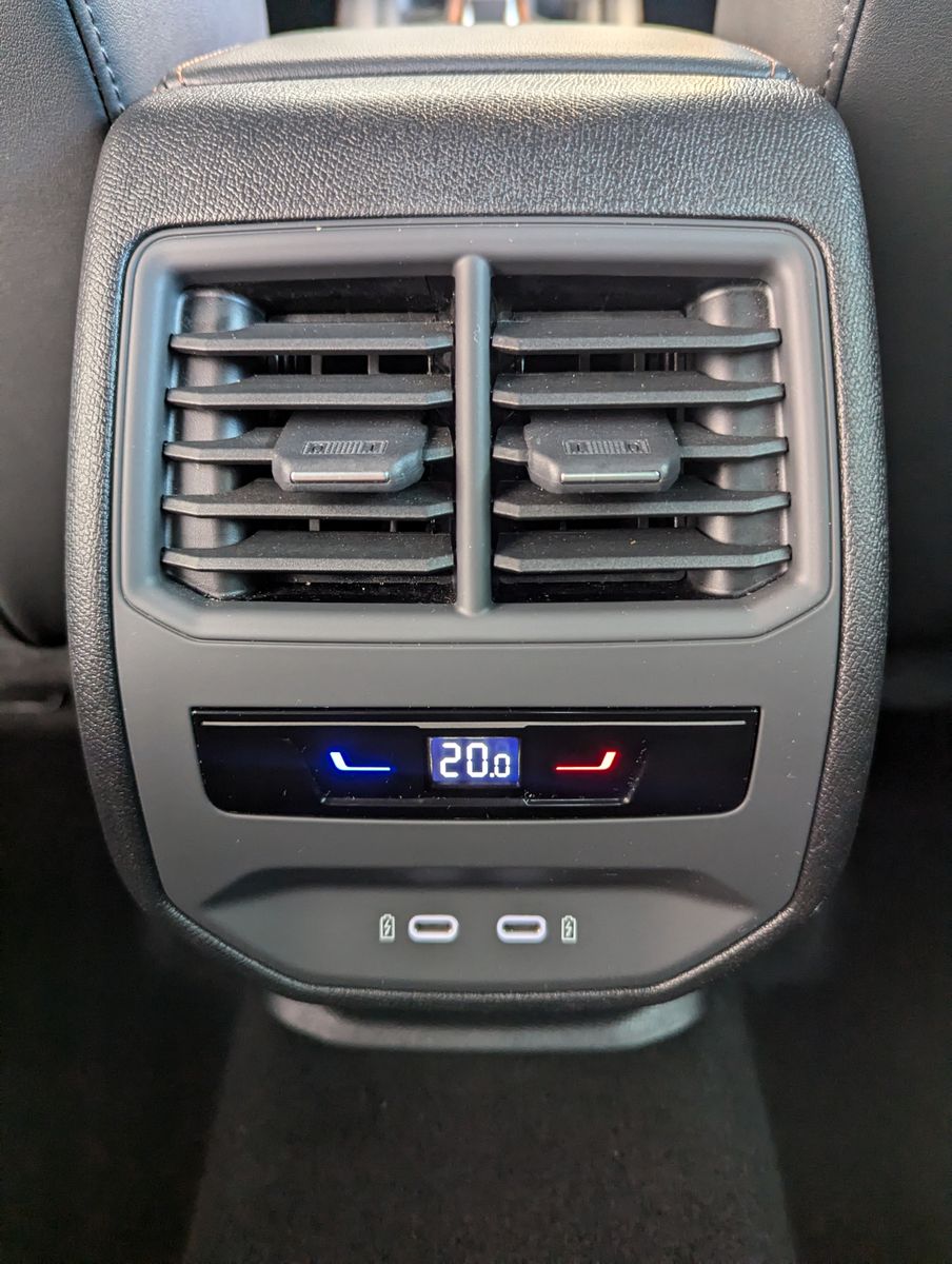 CUPRA Formentor 1.5 eTSI Dynamic / Edge-Paket ACC 18" - Image 22