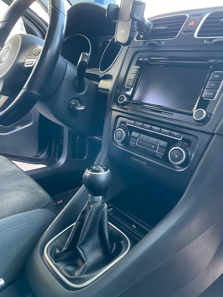 Volkswagen Golf 2010 — photo 6