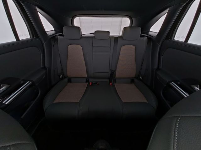 EQA 350 4MATIC Electric Art Adv Plus Memorysitze