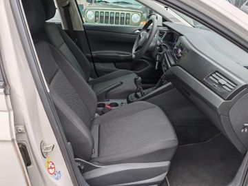 Volkswagen Taigo - 12