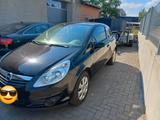 Opel Corsa D - Opel Corsa aus 2010 mit Diesel-Antrieb