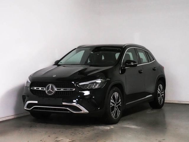 Mercedes-Benz GLA 180 Progressive, AHV, Winter Paket