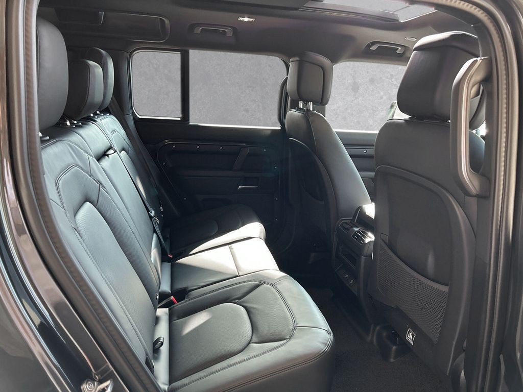 Land Rover Defender 110 X-Dynamic HSE 3.0 D300 Mild-Hybrid 