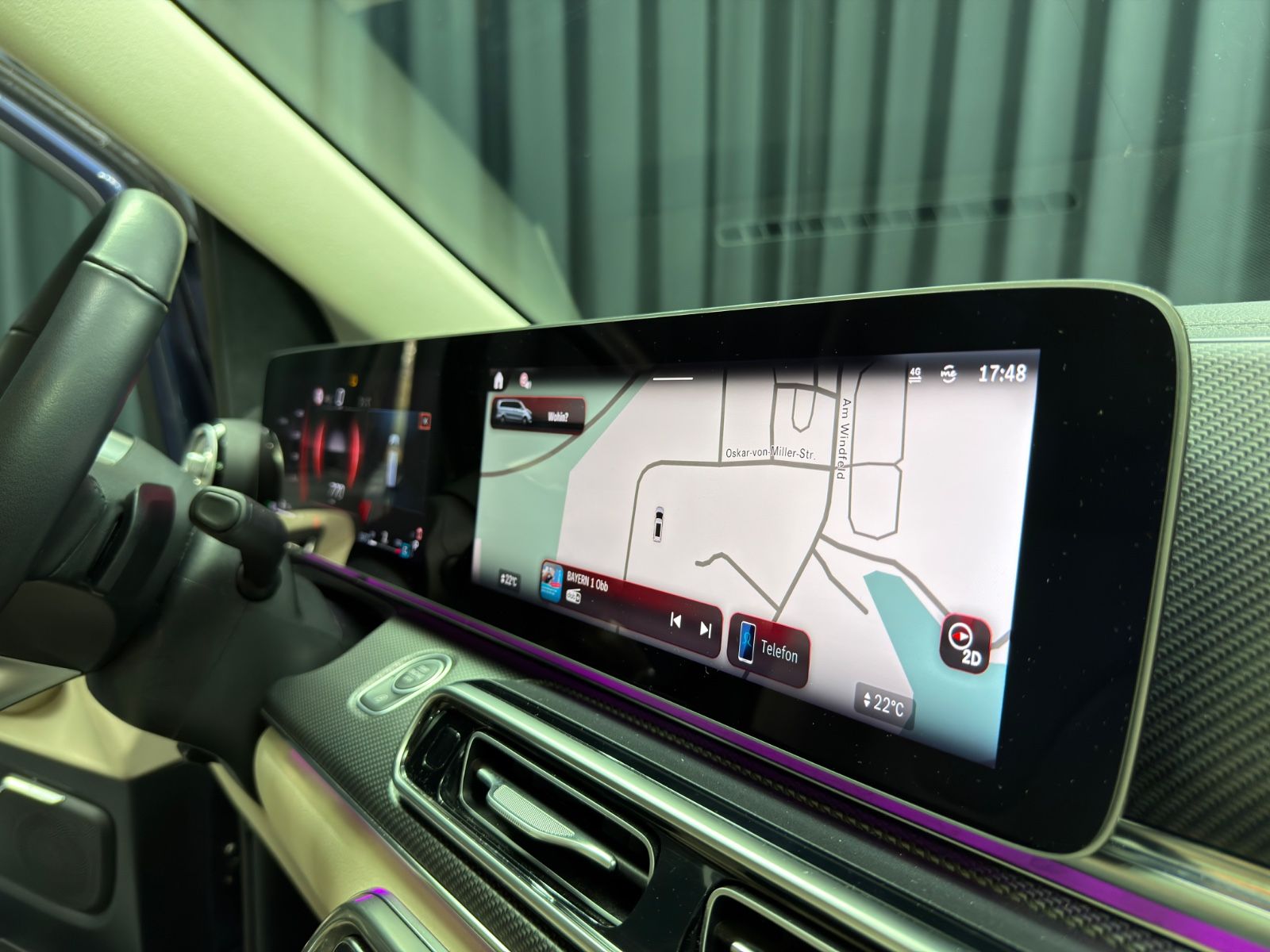 Fahrzeugabbildung Mercedes-Benz V250d lang EXCLUSIVE|AMG|BURMESTER|PANO|ACC|360°
