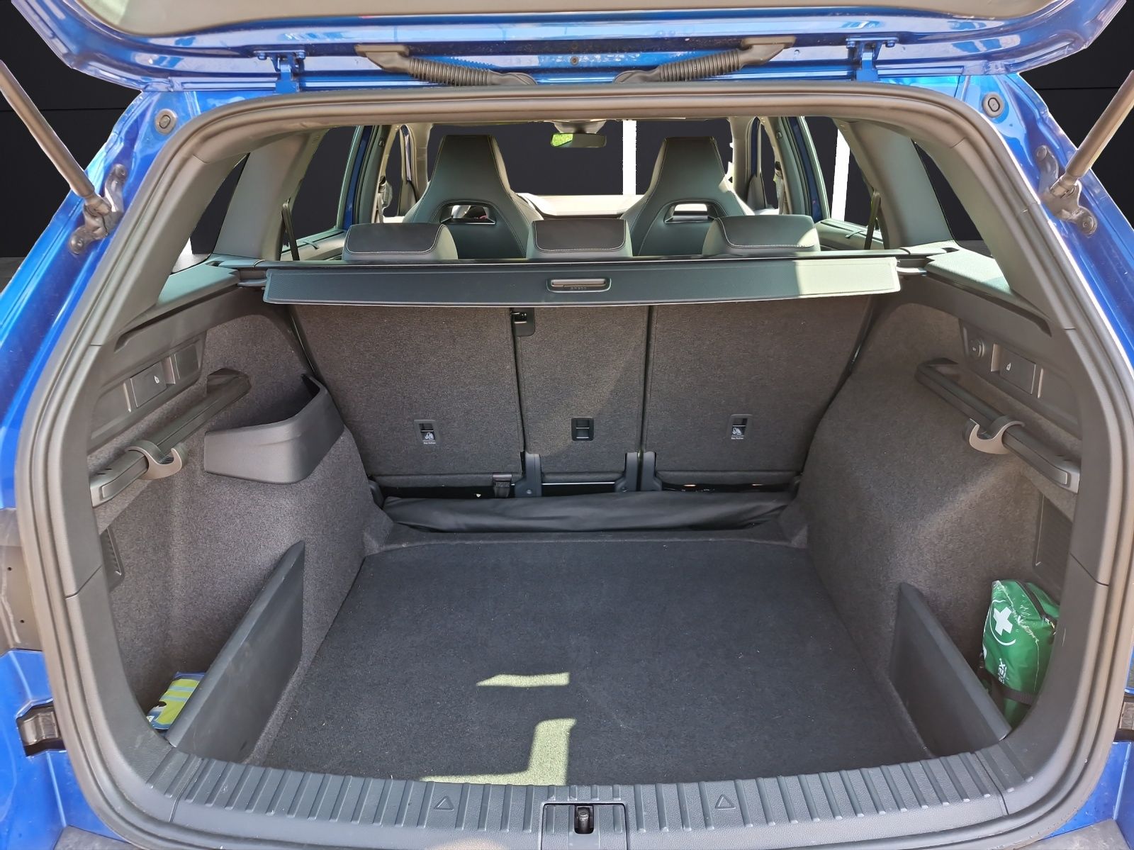 Fahrzeugabbildung SKODA Kodiaq Sportline 1.5 TSI DSG ACC LED KAMERA