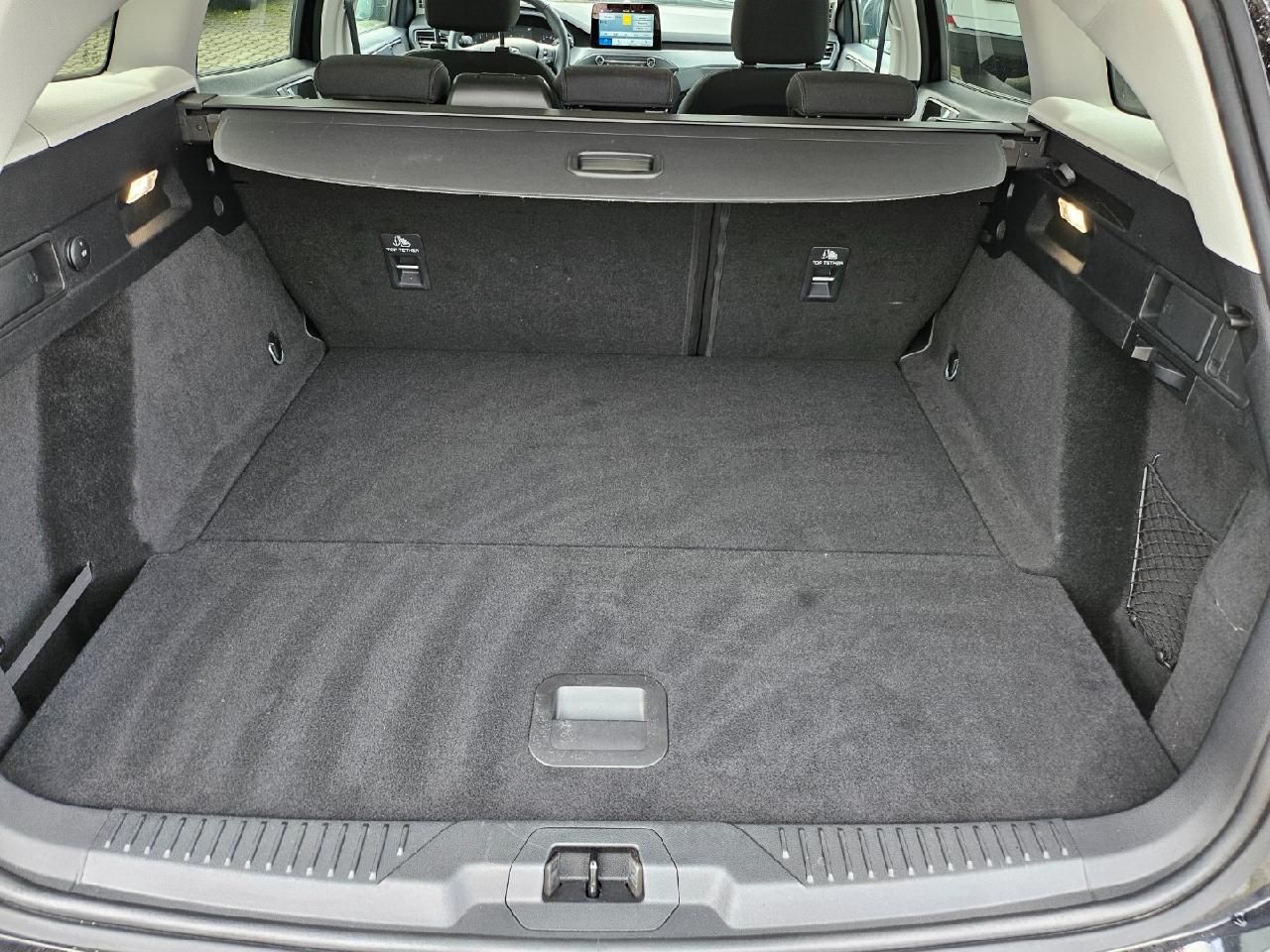 Fahrzeugabbildung Ford Focus Turnier Active