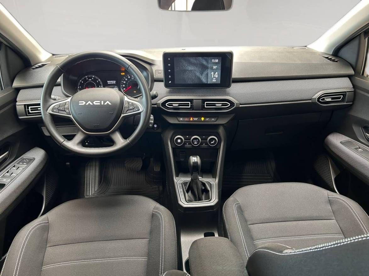 Fahrzeugabbildung Dacia LOGAN TCe 90 1.0
