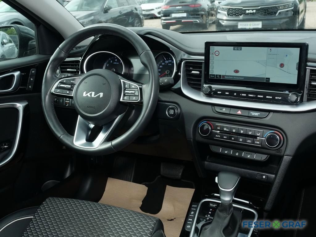Kia Ceed 1.5T DCT7 SPIRIT TECHNIK LED 8-fach-bereift imagem 3