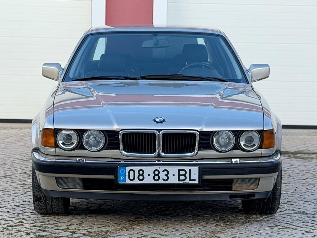 BMW 750
