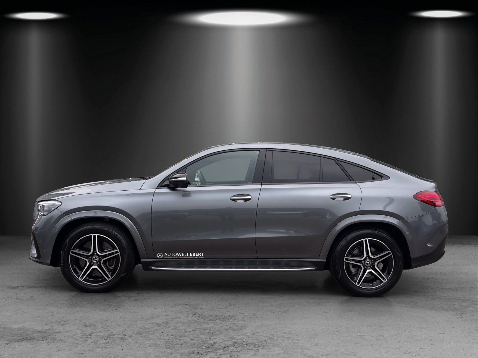 Fahrzeugabbildung Mercedes-Benz GLE450d AMG Prem+ E-Active DISTR Pano AHK Standh