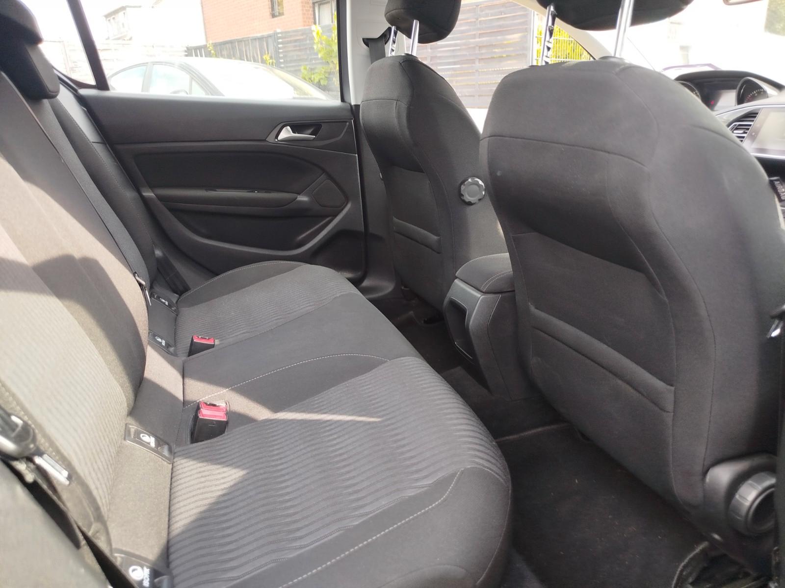 Peugeot 308 Active PureTech 130*EU6*Navi*BlueT*Sta.-Sto.