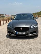 Jaguar XF 20d 180PS Portfolio Automatik Portfolio - Jaguar XF von privat