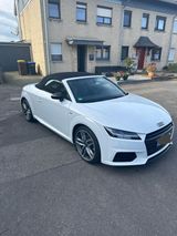 Audi TT Roadster 1.8 TFSI - - Audi TT in Köln