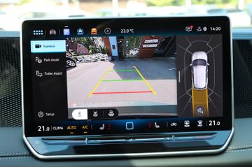 Volkswagen Tiguan 1.5 eTSI AHK Pano StHz 19 Zoll