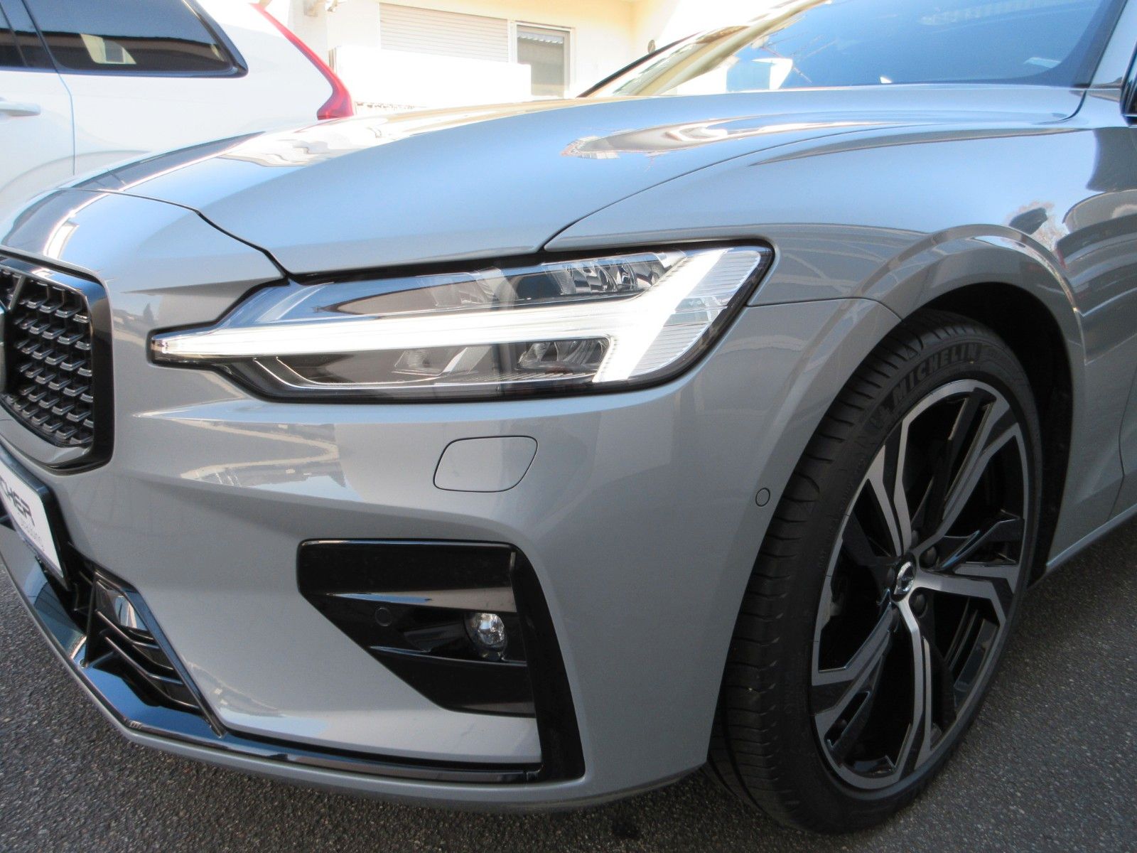 Fahrzeugabbildung Volvo S60 Lim. Ultimate Dark AWD