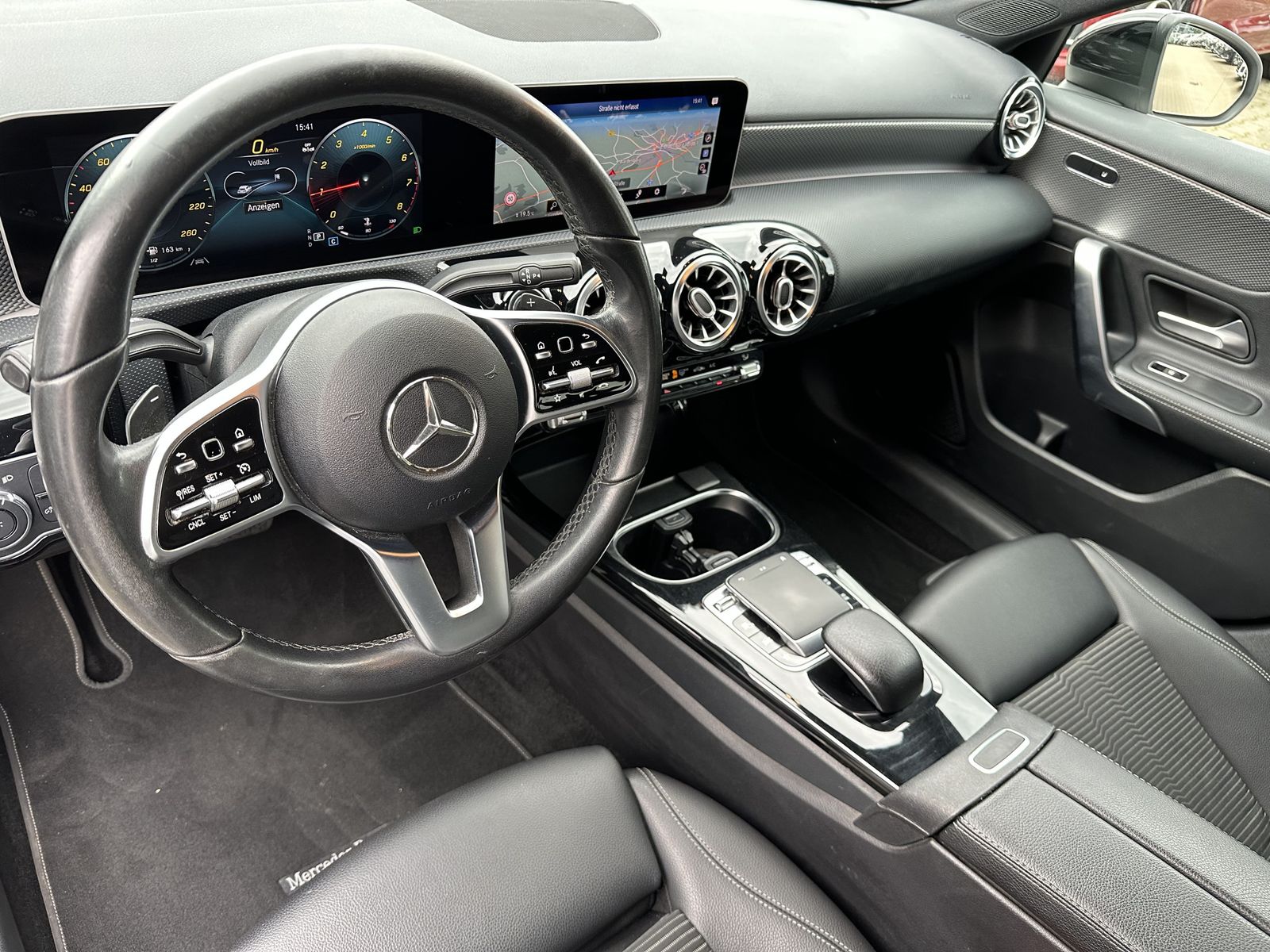 Fahrzeugabbildung Mercedes-Benz A 250 Progressive DCT NAV+LED+SHZ+AHK+DIGDISPLAY