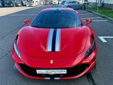 Ferrari F8 Tributo Coupé DCT - rote Ferrari F8