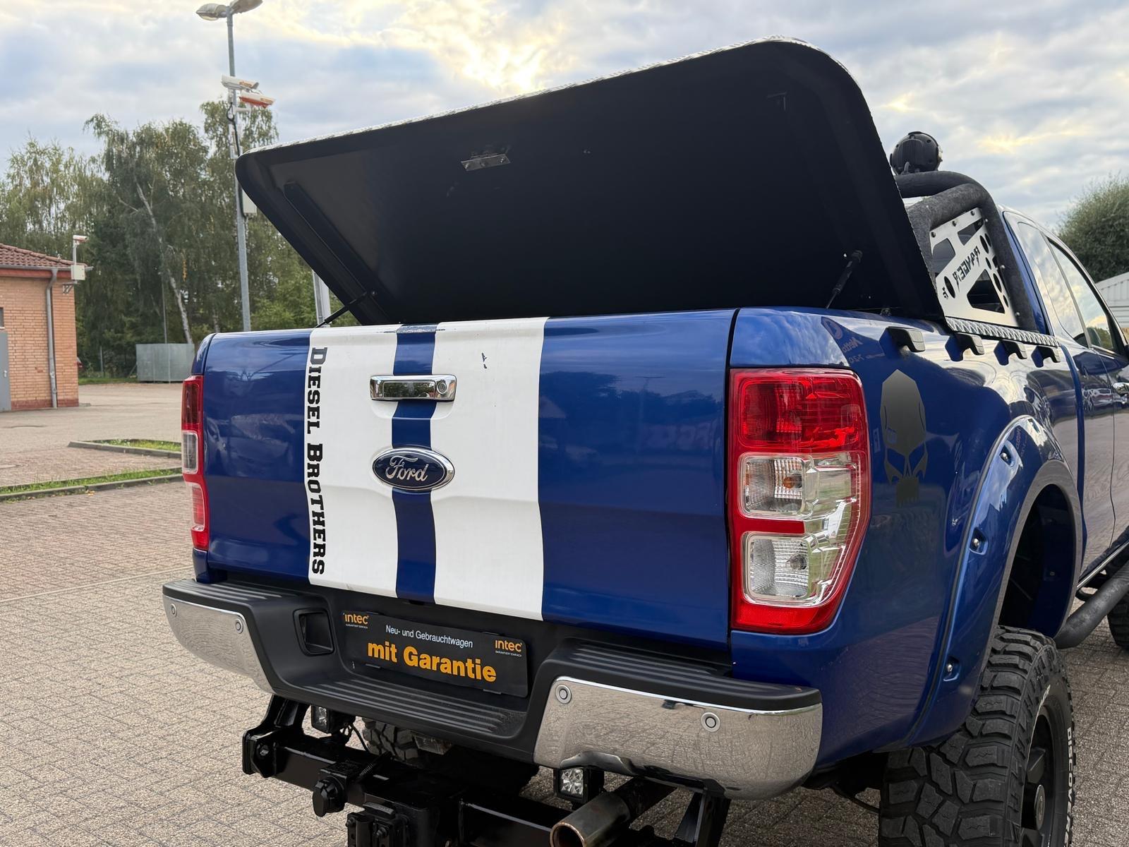 FORD RANGER XLT 2.2 TDCI 150ch 4X4 - CABINE APPROFONDIE - ATTELAGE 3,5T - CAMÉRA DE RECUL - RADARS DE STATIONNEMENT