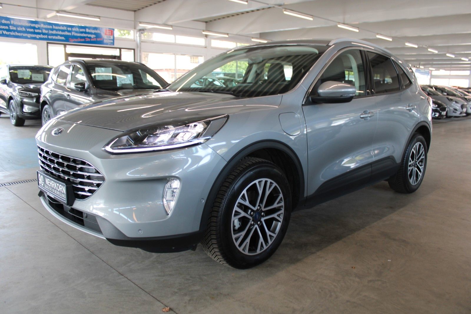 Fahrzeugabbildung Ford Kuga PHEV Titanium X AHK LED HUD 2xCam WinterP.