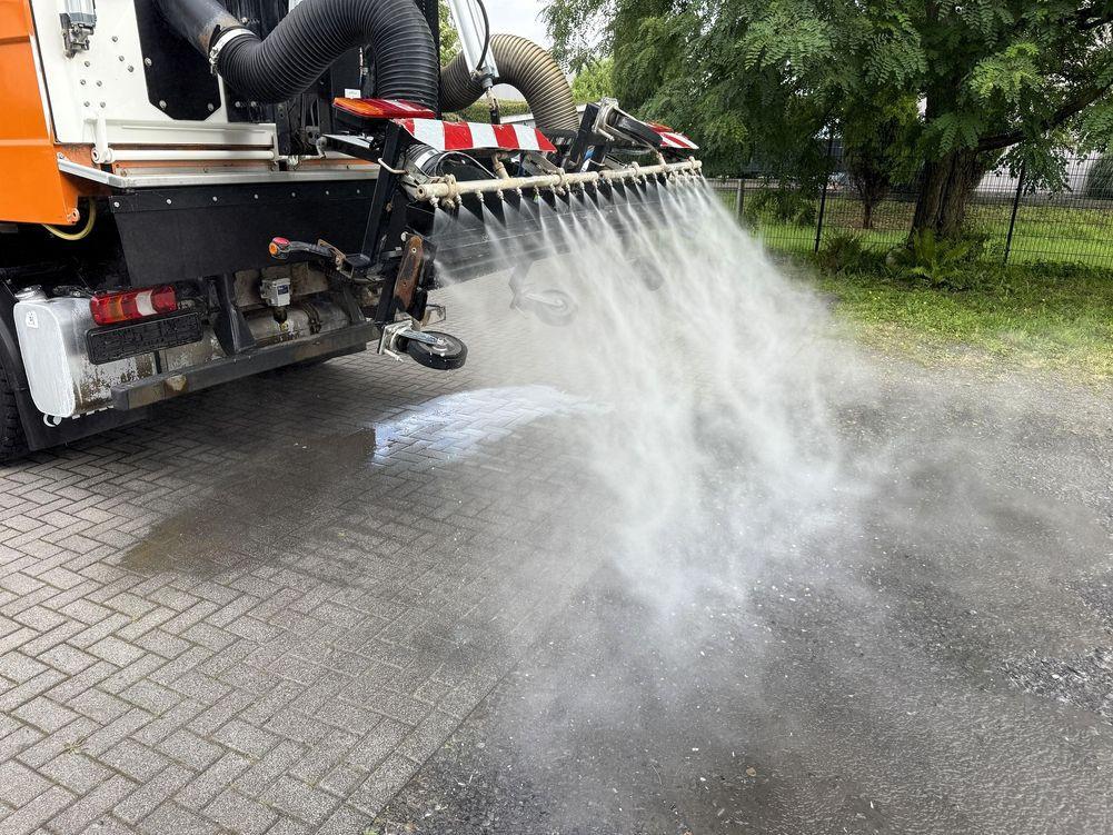 Mercedes-Benz Atego 1323 Faun Viajet 6 HD Heckabsaugung