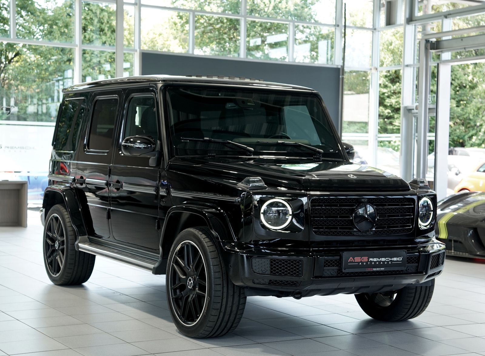Mercedes Benz G 500