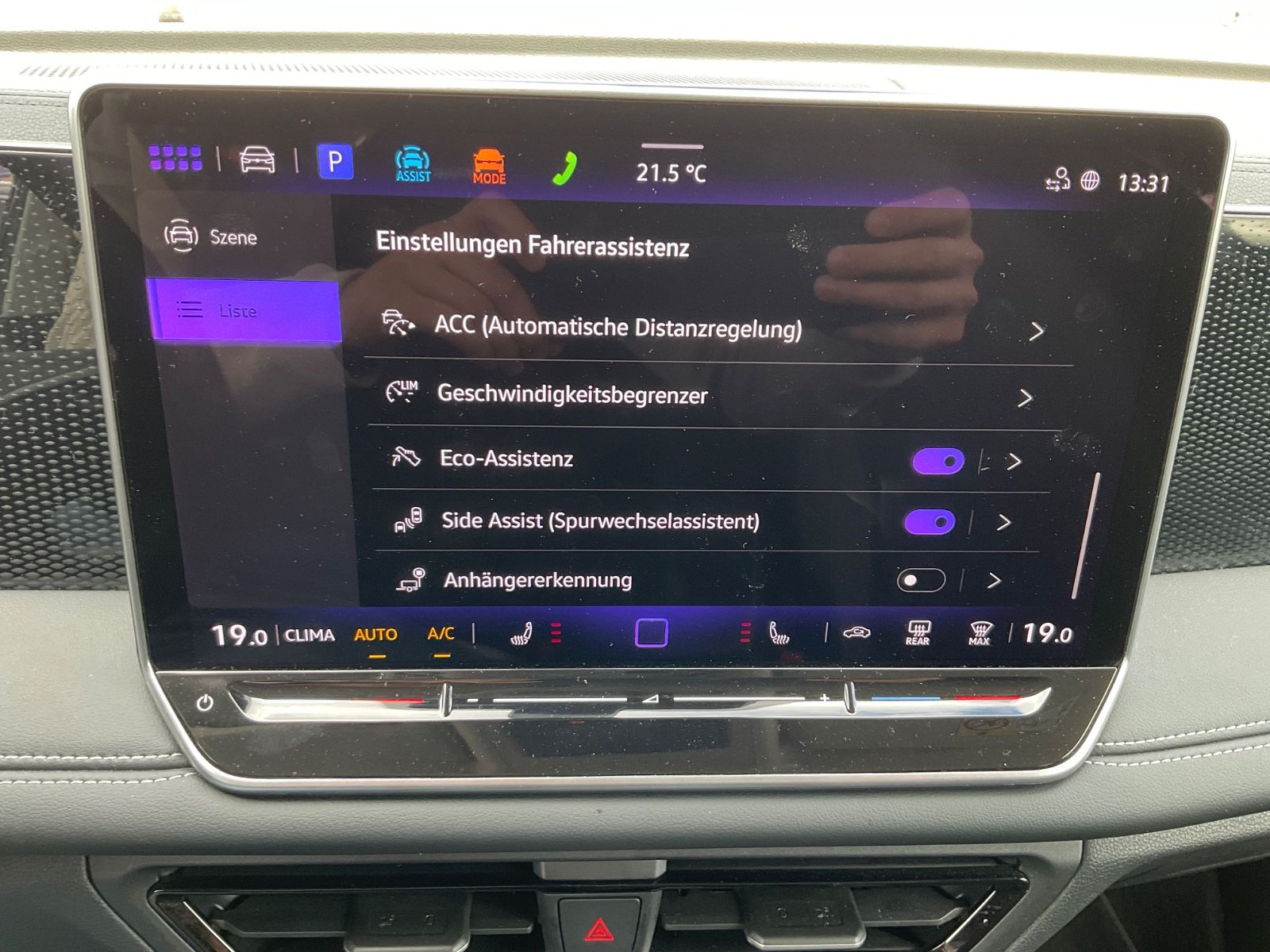 Fahrzeugabbildung Volkswagen Tiguan 2.0 TDI DSG ENERGY,AHK,Navi,IQLight,