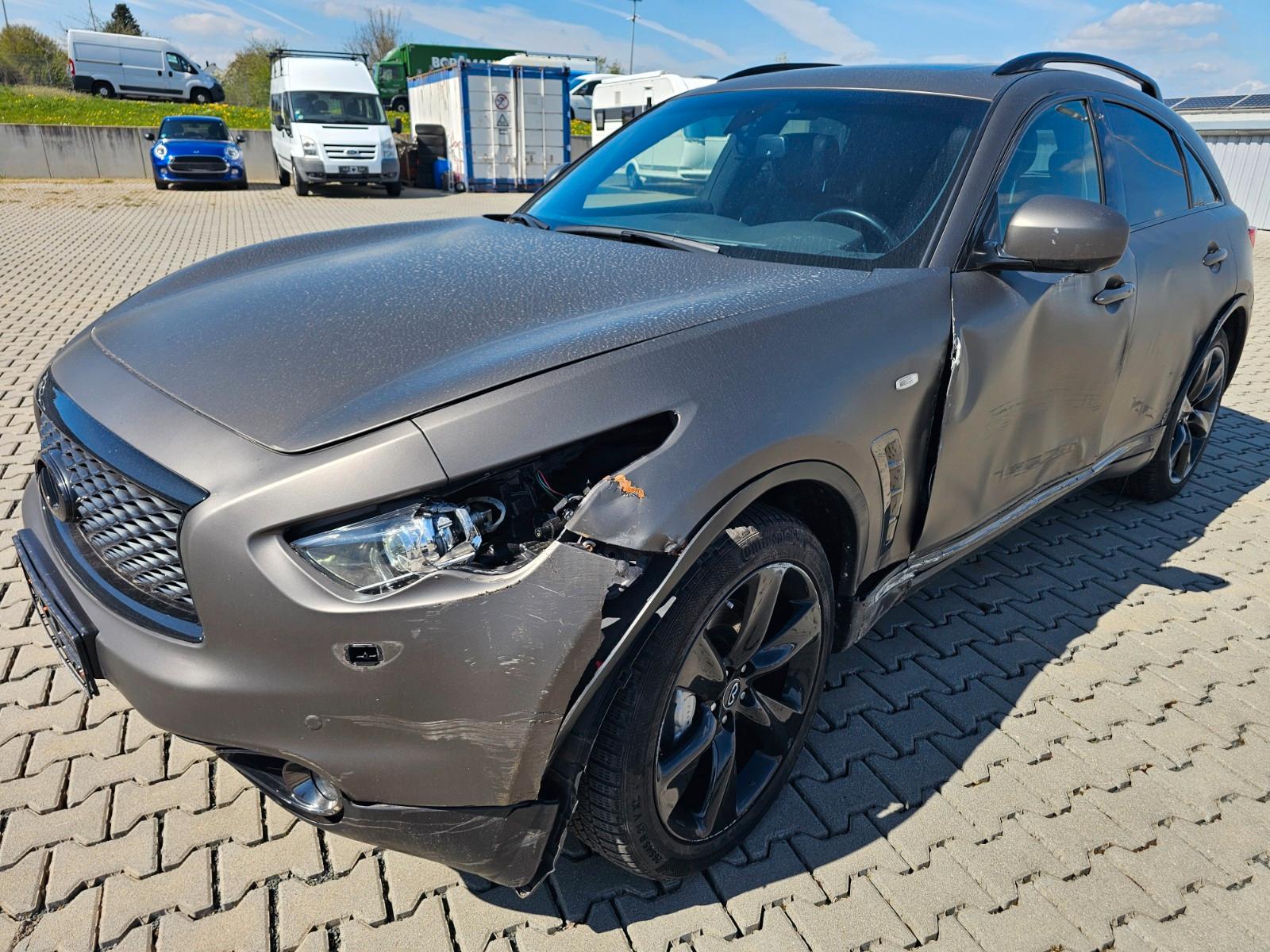 Infiniti QX70 S-Design