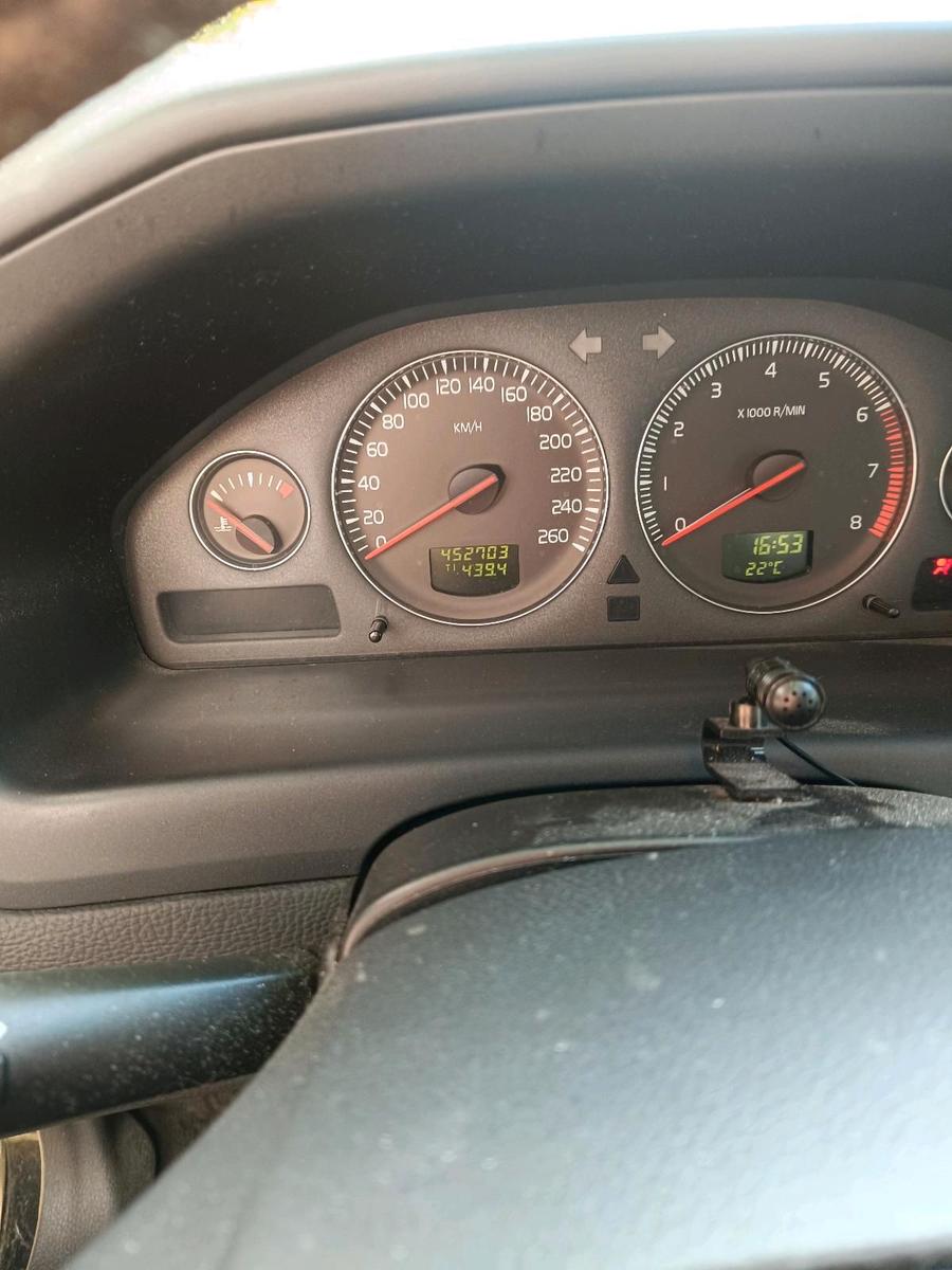 Volvo V70 2005 — photo 9
